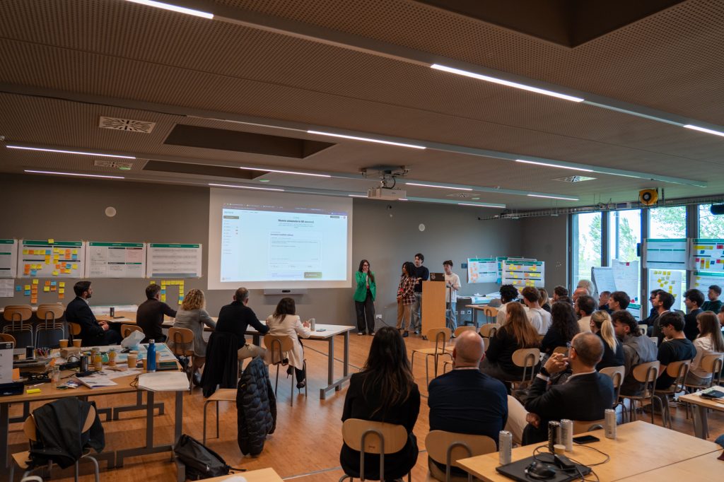 hackathon InPlace brainstorming